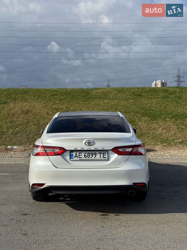 Седан Toyota Camry 2020 в Днепре фото 4 Седан Toyota Camry 2020 в Днепре