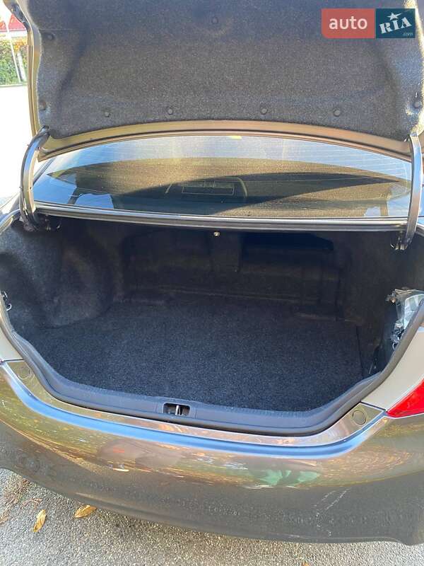 Седан Toyota Camry 2013 в Броварах фото 25 Седан Toyota Camry 2013 в Броварах