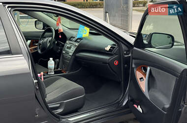 Седан Toyota Camry 2008 в  фото 7 Седан Toyota Camry 2008 в