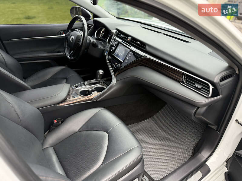 Седан Toyota Camry 2020 в Дніпрі фото 12 Седан Toyota Camry 2020 в Дніпрі
