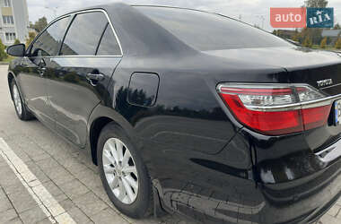 Седан Toyota Camry 2015 в 