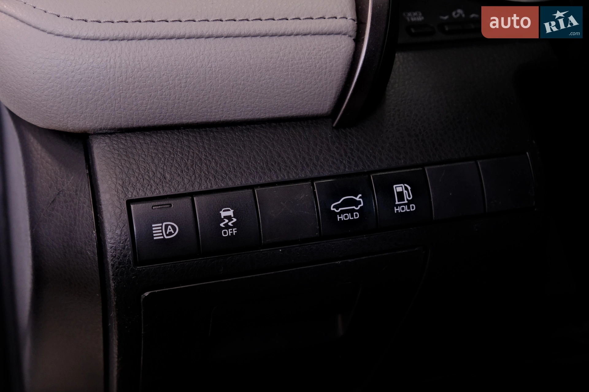 2019 Toyota Camry - мініатюра 21