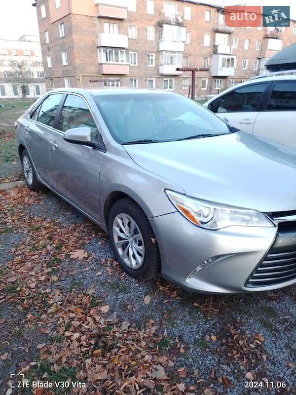 Седан Toyota Camry 2014 в Львове