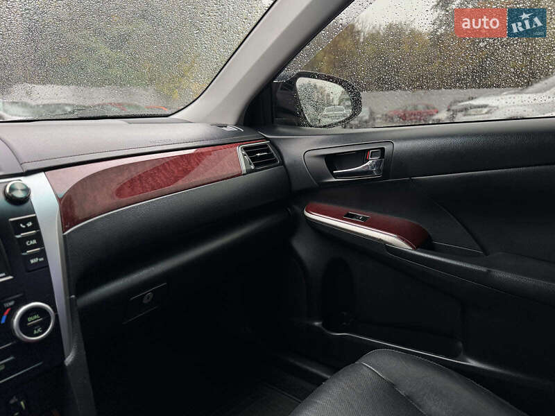 Седан Toyota Camry 2012 в Киеве фото 32 Седан Toyota Camry 2012 в Киеве