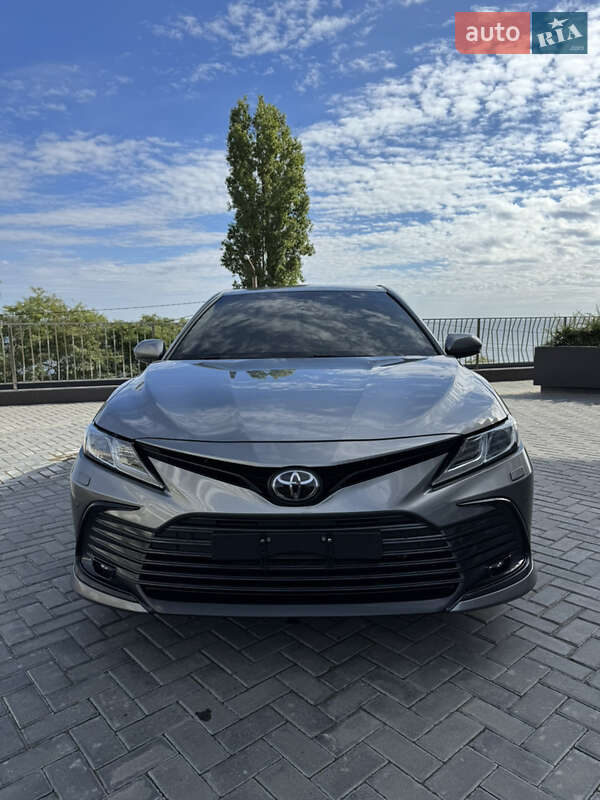 Седан Toyota Camry 2021 в Одесі