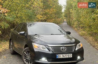 Седан Toyota Camry 2012 в Решетилівці