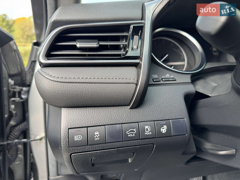 Седан Toyota Camry 2021 в Одесі