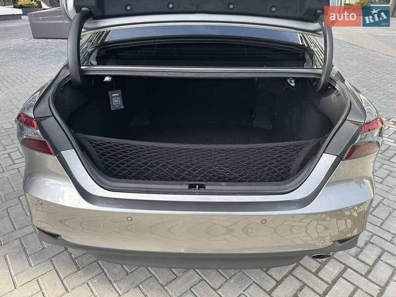 Седан Toyota Camry 2021 в Одесі