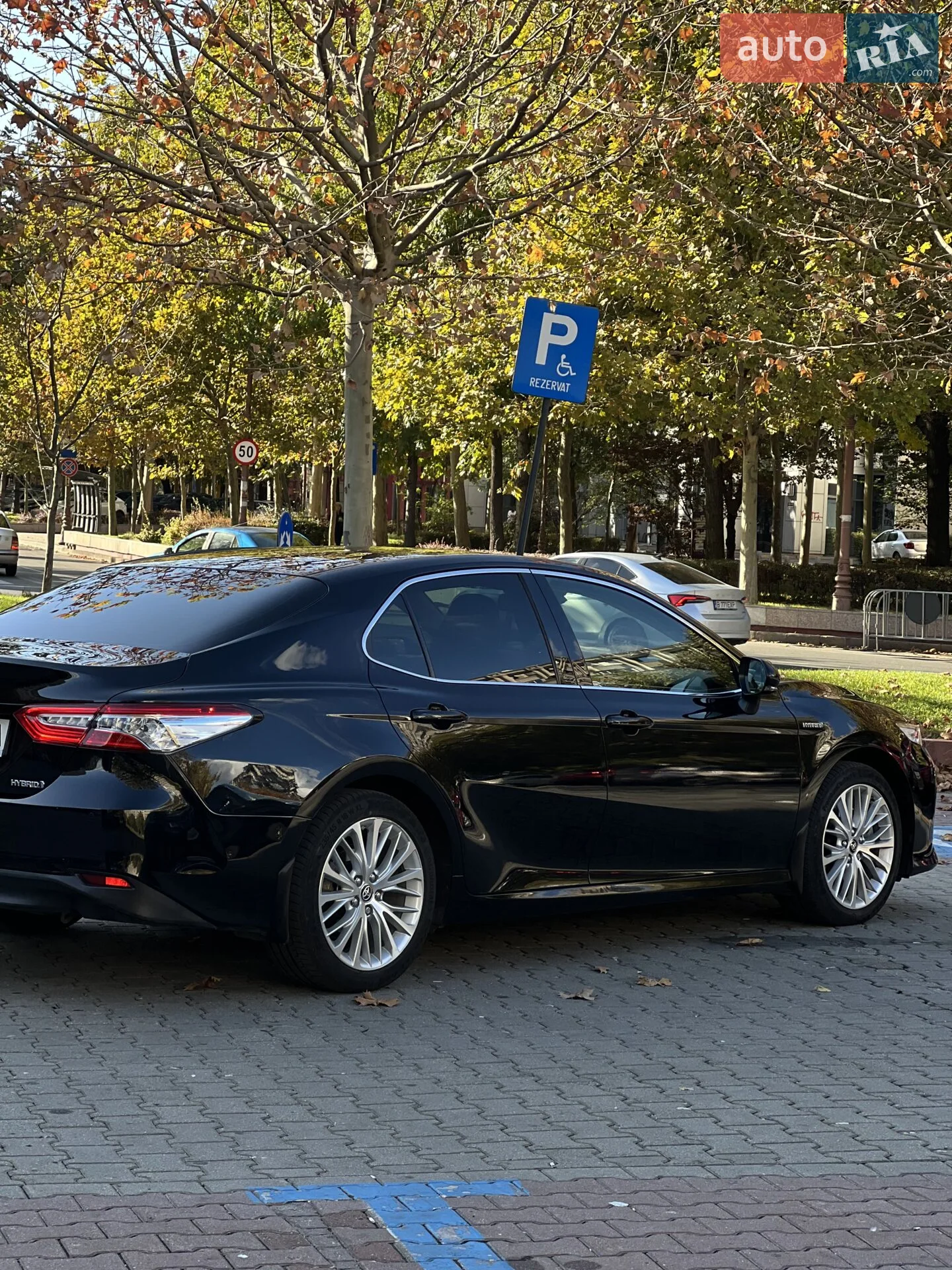2020 Toyota Camry - мініатюра 4