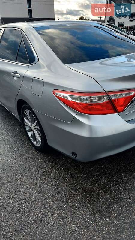 Седан Toyota Camry 2015 в Києві