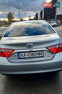 Седан Toyota Camry 2015 в 