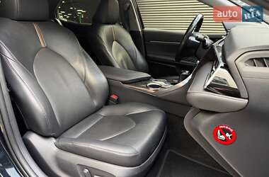 Седан Toyota Camry 2018 в 