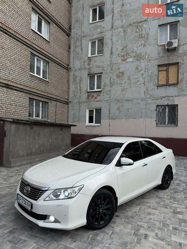 Toyota Camry 2012