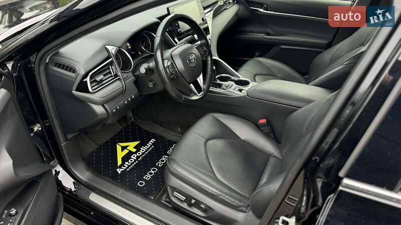 Седан Toyota Camry 2022 в Киеве фото 13 Седан Toyota Camry 2022 в Киеве