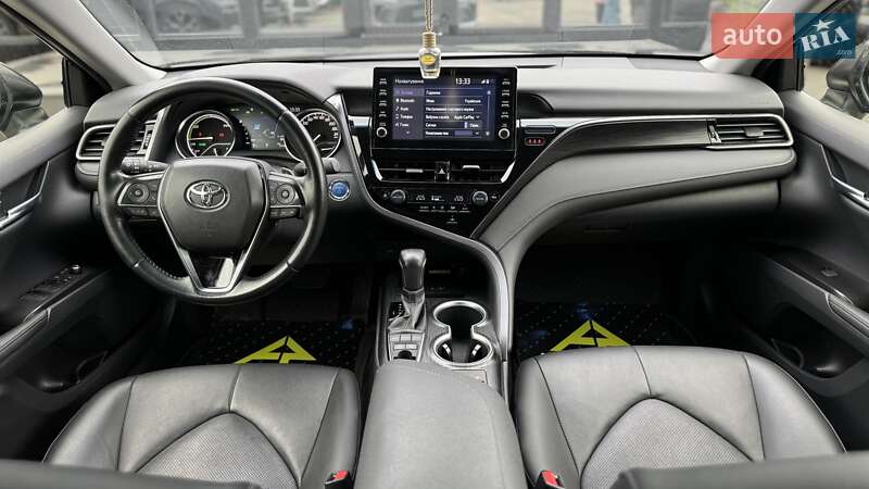 Седан Toyota Camry 2022 в Киеве фото 22 Седан Toyota Camry 2022 в Киеве