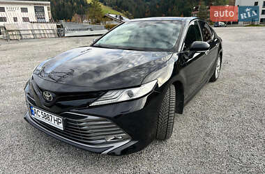 Седан Toyota Camry 2018 в  фото 29 Седан Toyota Camry 2018 в