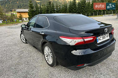 Седан Toyota Camry 2018 в  фото 36 Седан Toyota Camry 2018 в