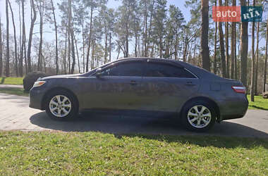 Седан Toyota Camry 2010 в 