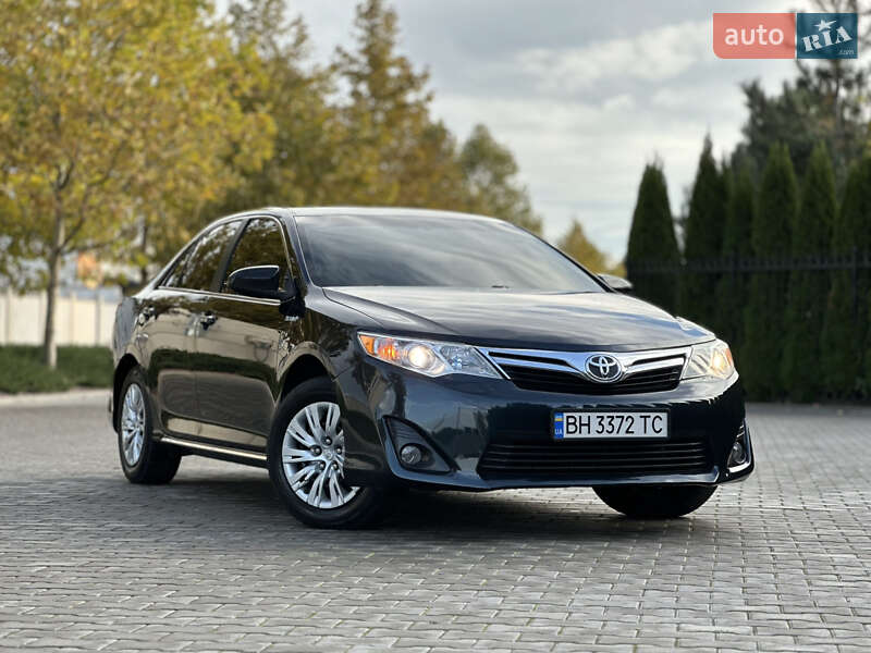 Седан Toyota Camry 2013 в Одесі