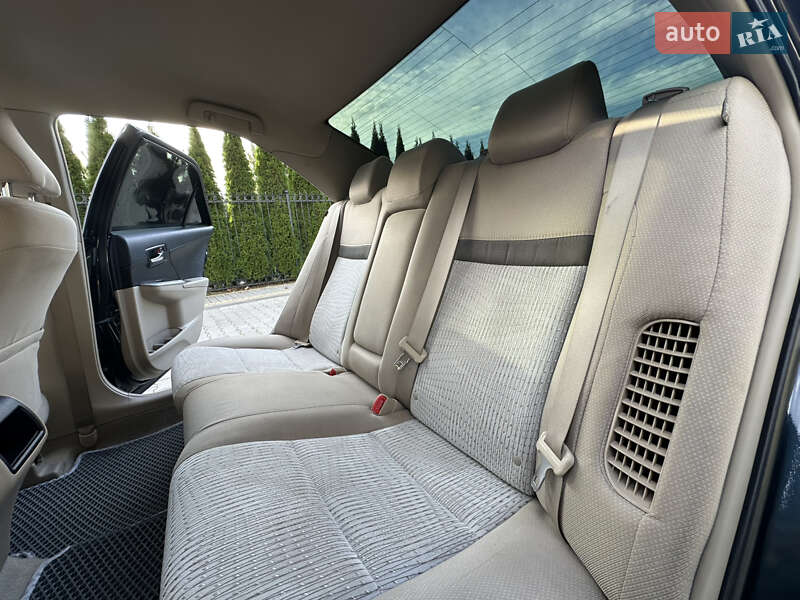 Седан Toyota Camry 2013 в Одесі