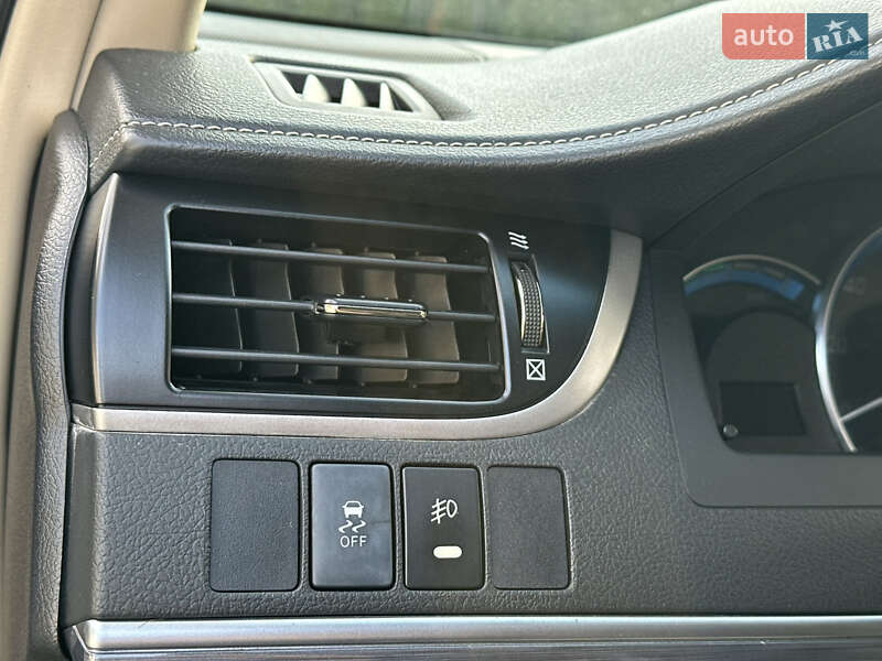 Седан Toyota Camry 2013 в Одесі