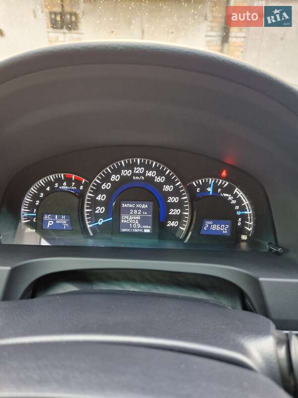 Седан Toyota Camry 2012 в Києві фото 5 Седан Toyota Camry 2012 в Києві