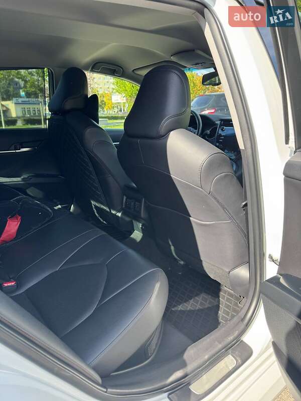 Седан Toyota Camry 2019 в Днепре фото 11 Седан Toyota Camry 2019 в Днепре