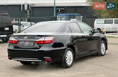 Седан Toyota Camry 2016 в 