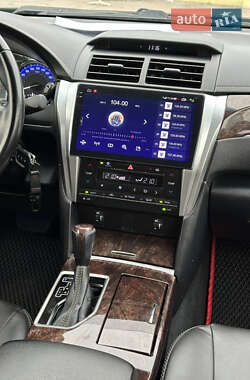 Седан Toyota Camry 2016 в 