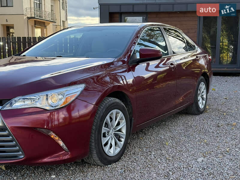 Седан Toyota Camry 2017 в Стрию