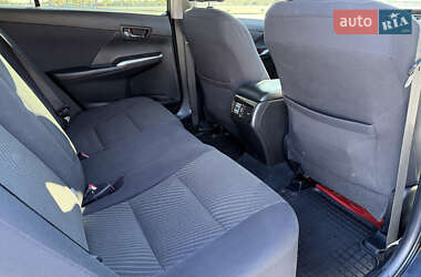 Седан Toyota Camry 2015 в  фото 22 Седан Toyota Camry 2015 в