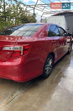 Седан Toyota Camry 2012 в 
