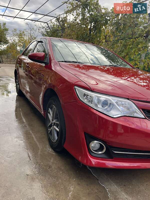 Седан Toyota Camry 2012 в Килии фото 9 Седан Toyota Camry 2012 в Килии