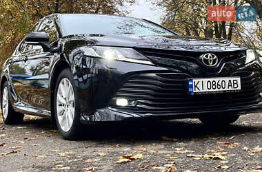 Седан Toyota Camry 2018 в 