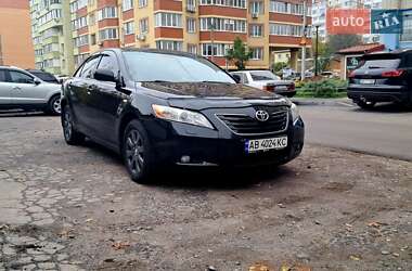 Седан Toyota Camry 2008 в Виннице