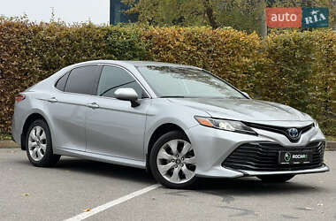 Седан Toyota Camry 2020 в  фото 3 Седан Toyota Camry 2020 в
