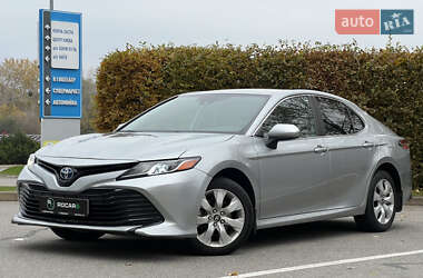 Седан Toyota Camry 2020 в  фото 10 Седан Toyota Camry 2020 в