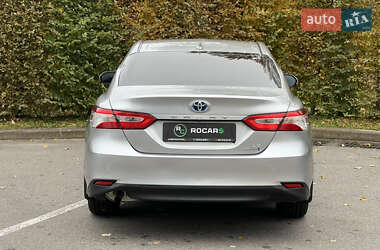 Седан Toyota Camry 2020 в  фото 14 Седан Toyota Camry 2020 в