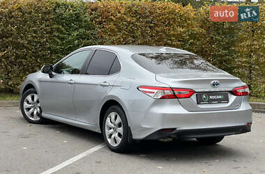 Седан Toyota Camry 2020 в  фото 17 Седан Toyota Camry 2020 в