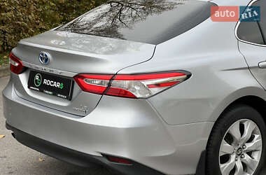 Седан Toyota Camry 2020 в  фото 28 Седан Toyota Camry 2020 в