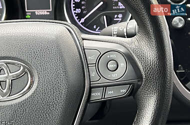 Седан Toyota Camry 2020 в  фото 34 Седан Toyota Camry 2020 в