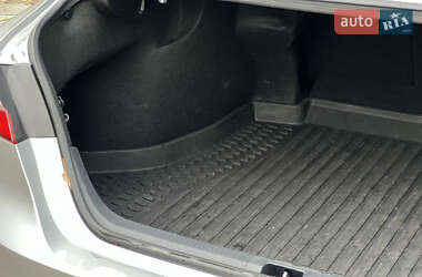Седан Toyota Camry 2020 в  фото 41 Седан Toyota Camry 2020 в