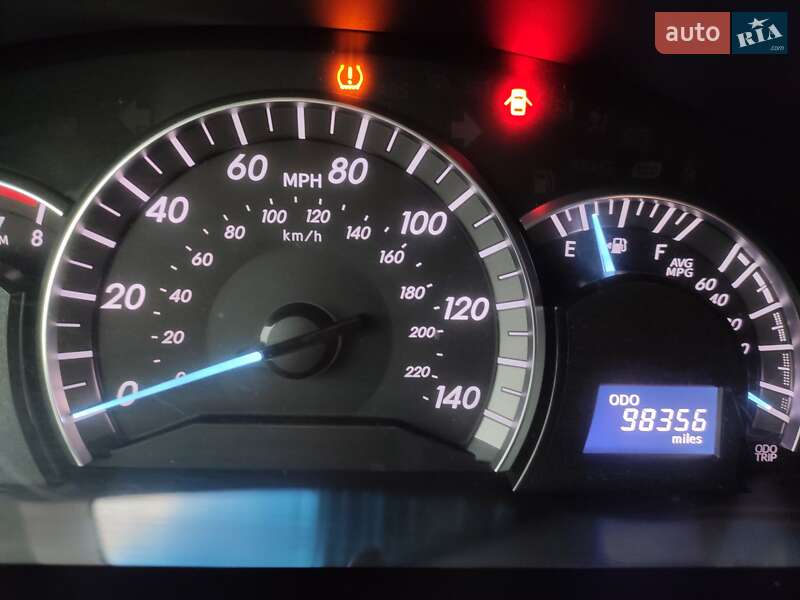 Седан Toyota Camry 2014 в Ровно фото 27 Седан Toyota Camry 2014 в Ровно