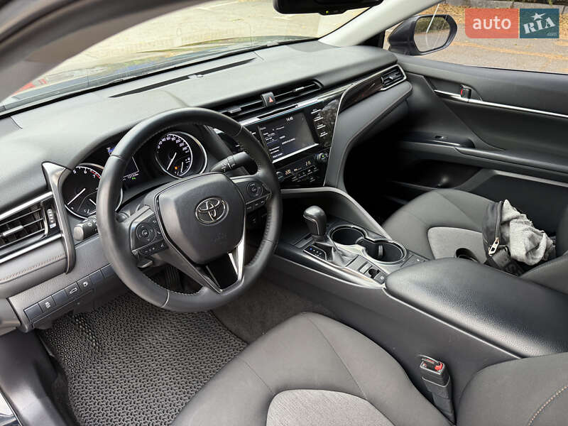 Седан Toyota Camry 2018 в Днепре фото 13 Седан Toyota Camry 2018 в Днепре