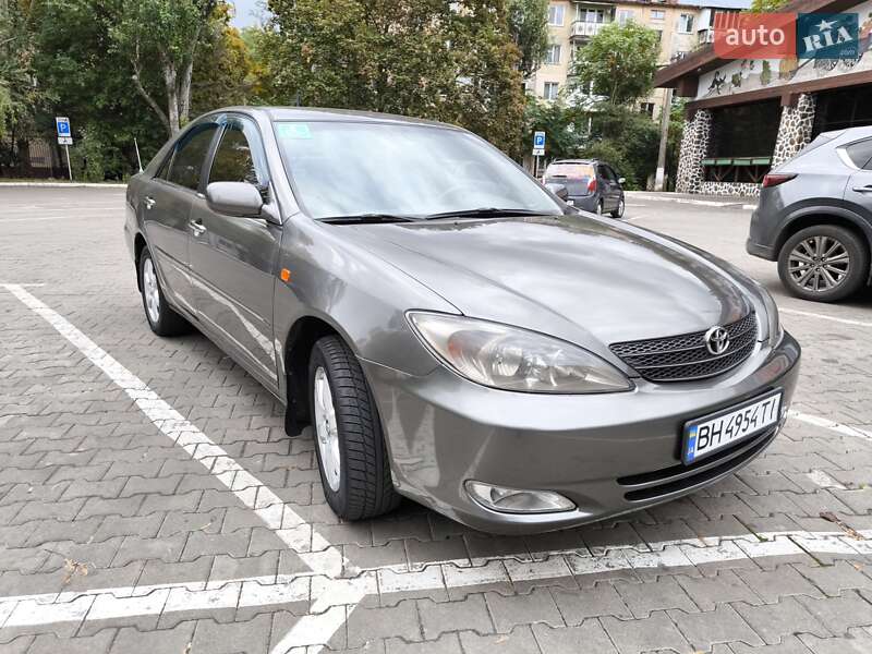 Седан Toyota Camry 2003 в Одессе
