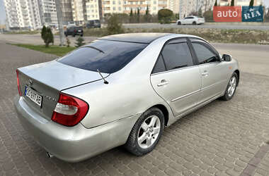 Седан Toyota Camry 2003 в  фото 12 Седан Toyota Camry 2003 в