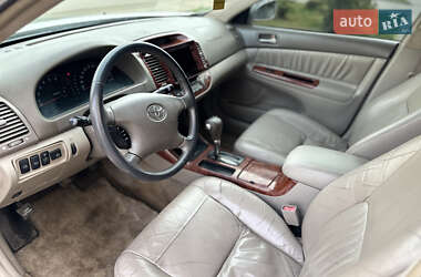 Седан Toyota Camry 2003 в  фото 28 Седан Toyota Camry 2003 в