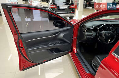 Седан Toyota Camry 2020 в 