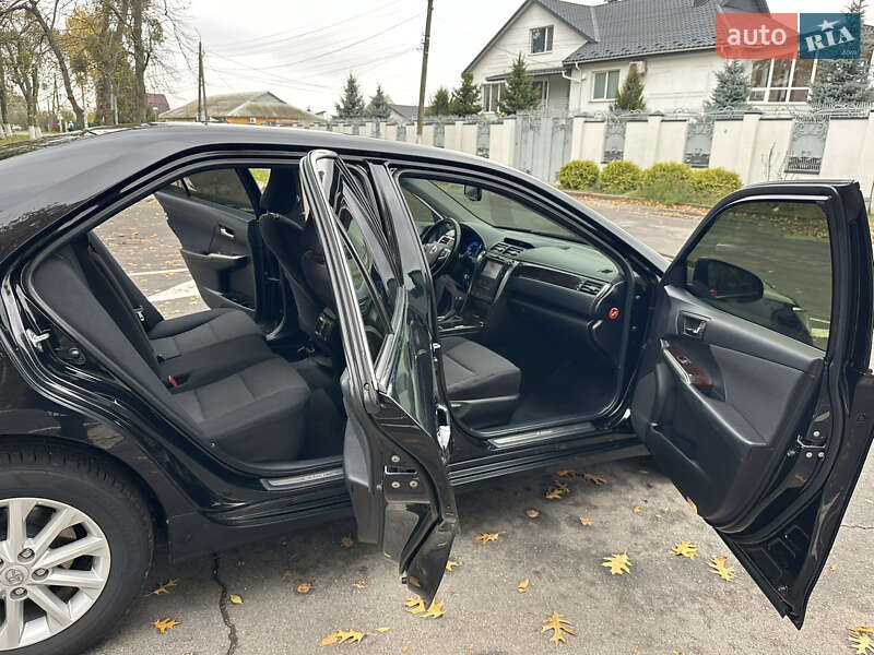 Седан Toyota Camry 2017 в Вінниці