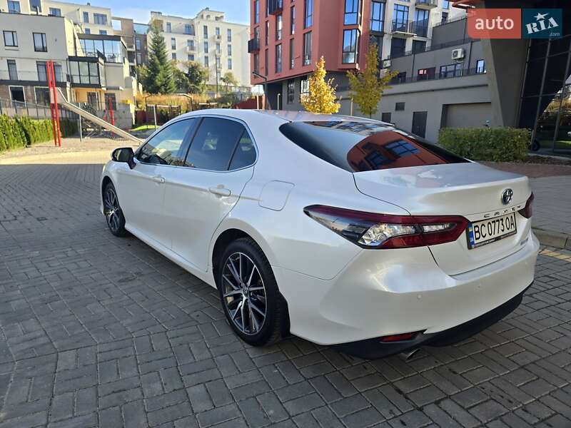 Седан Toyota Camry 2021 в Львове фото 12 Седан Toyota Camry 2021 в Львове